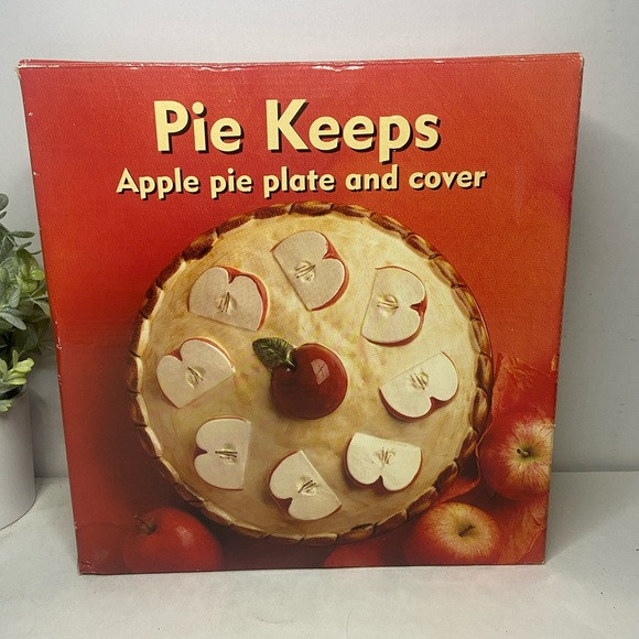 Kitchen Vintage Covered Apple Pie Dish 1 By Indoor Outfitters Brand